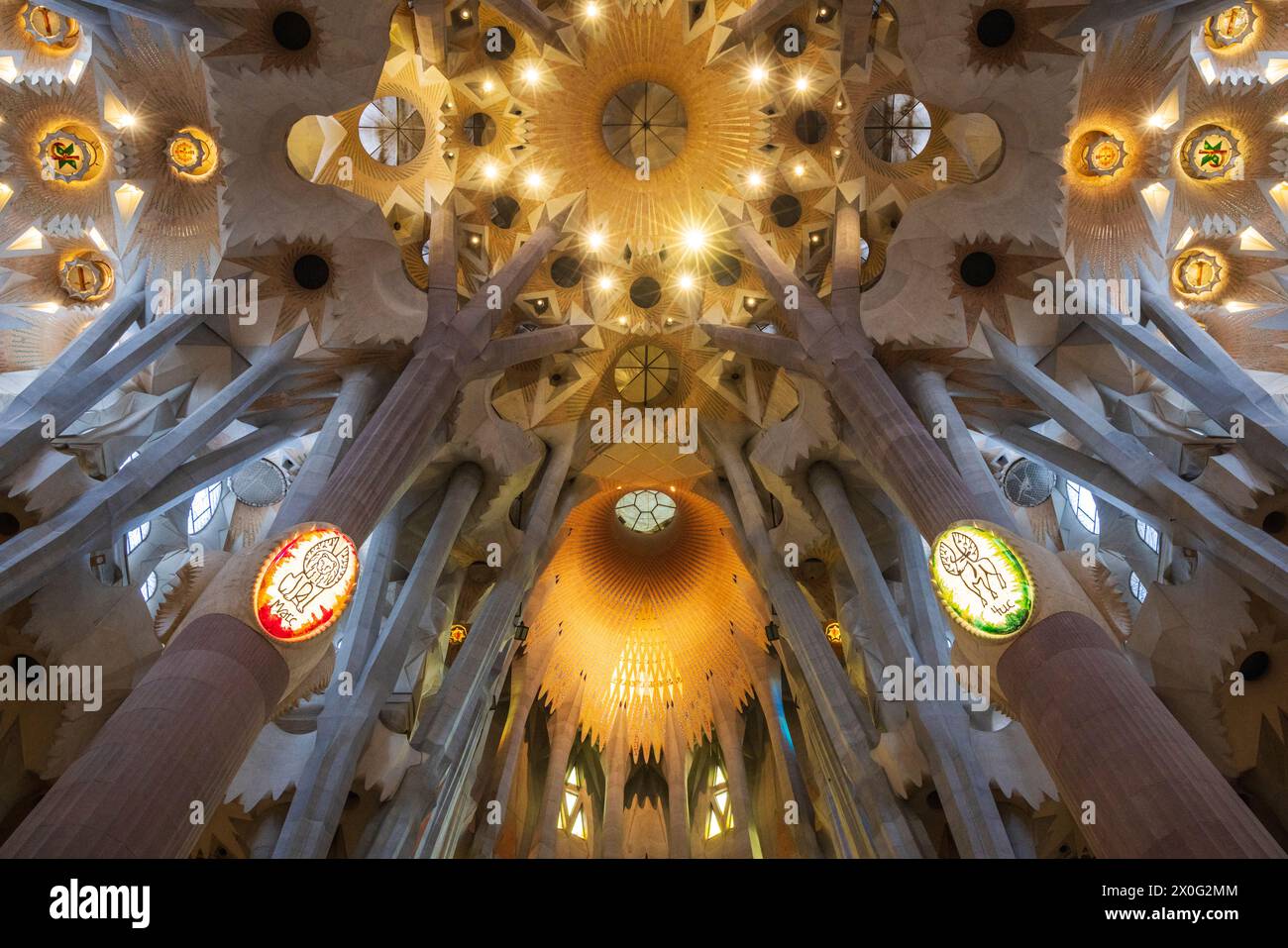 Interior sagrada familia church hi-res stock photography and images - Alamy