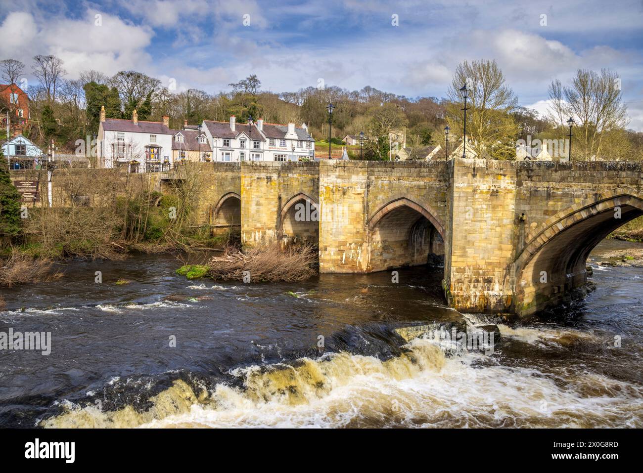 The Medieval Bridge over the River Dee at Llangollen, Denbighshire, North Wales Stock Photo