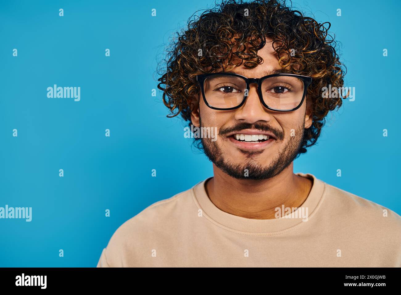 Indian student hi-res stock photography and images - Alamy