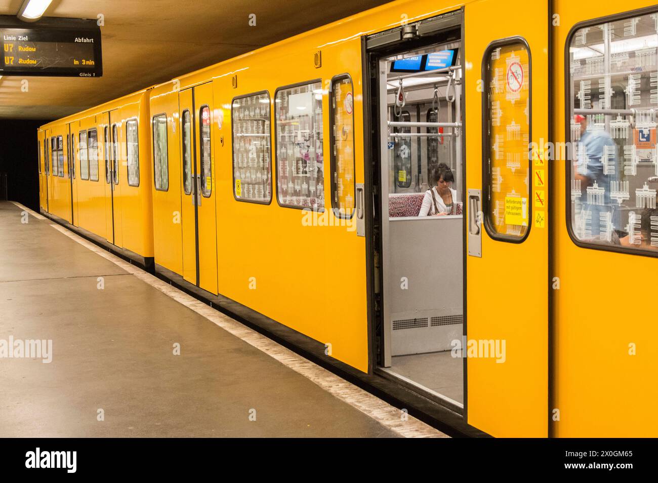 Alte u bahnen hires stock photography and images Alamy
