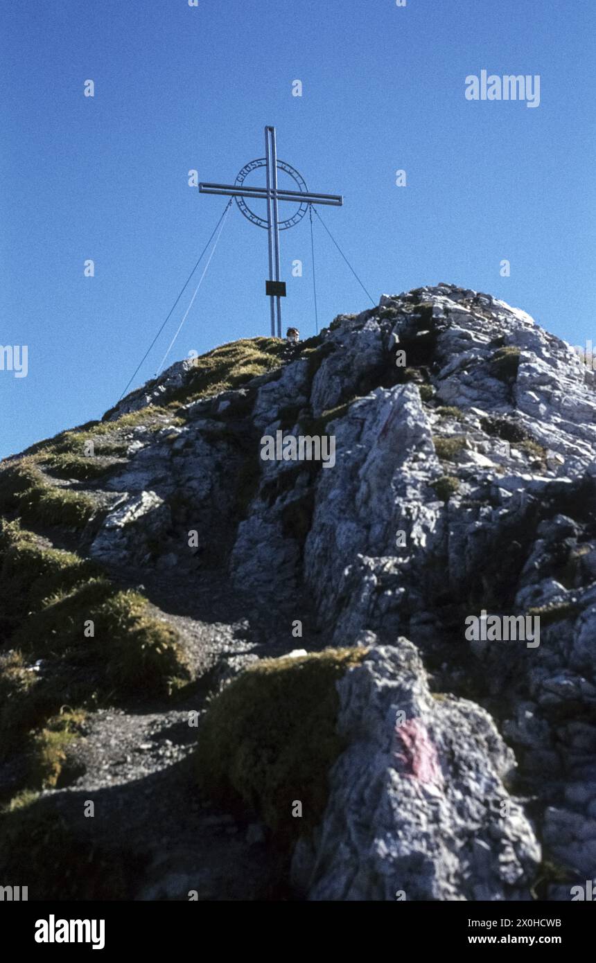 The summit cross from the hiking trail [automated translation] Stock ...