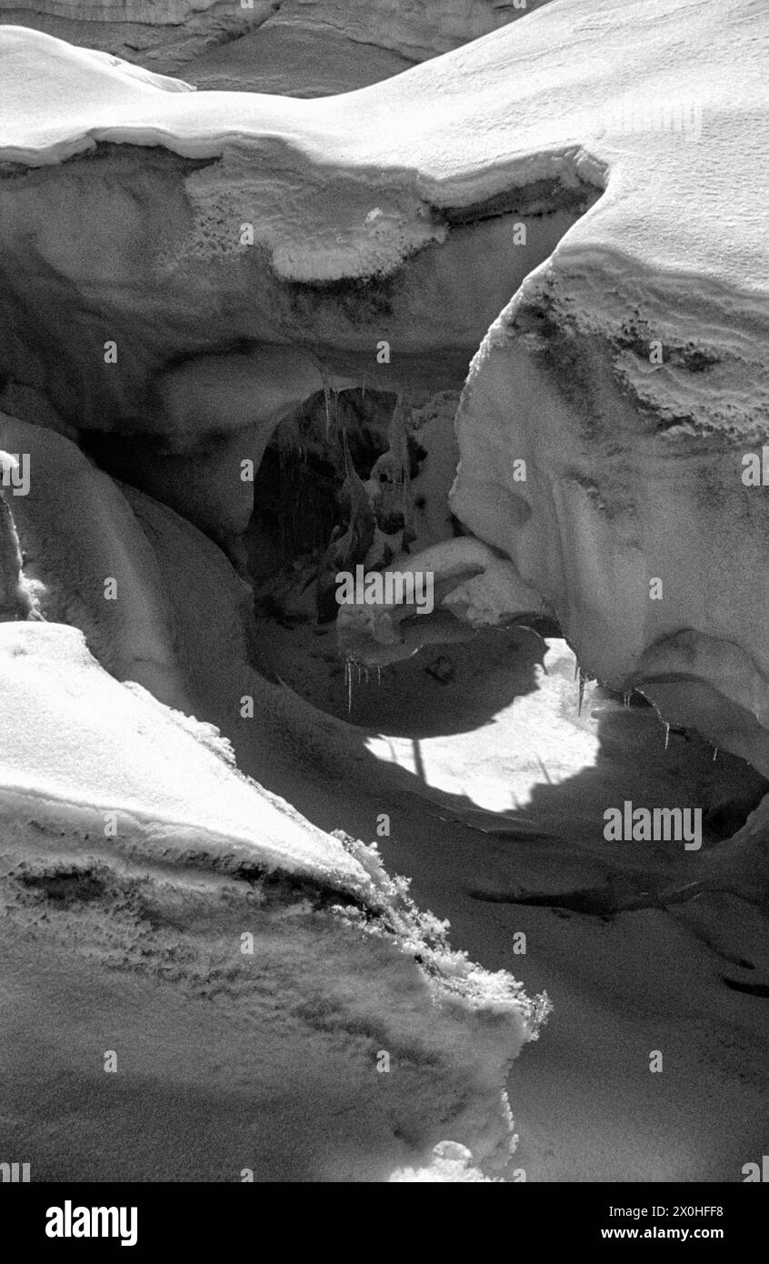 View into crevasses of the Rettenbach glacier [automated translation] Stock Photo