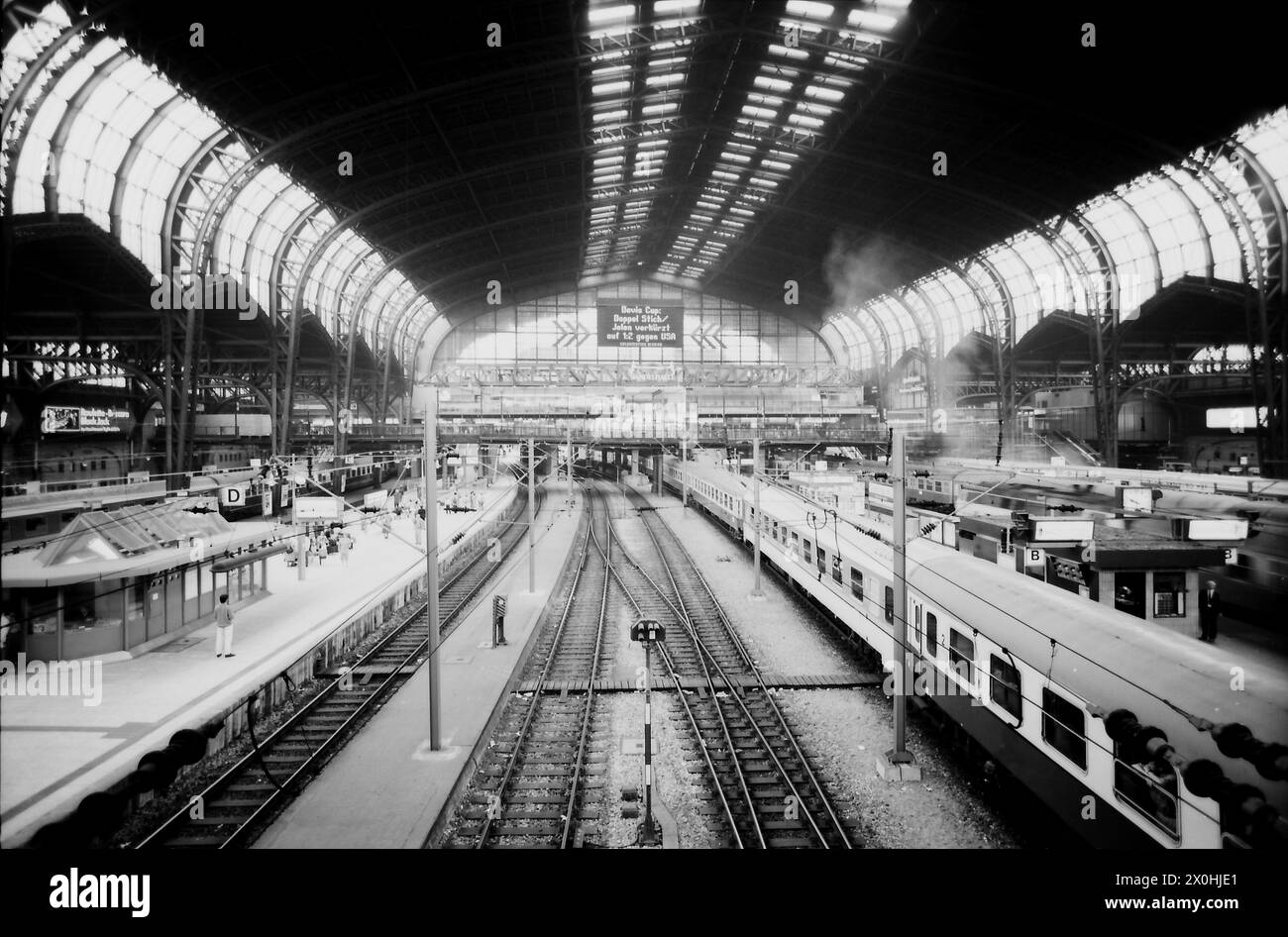 Main hall of the station Black and White Stock Photos & Images - Alamy