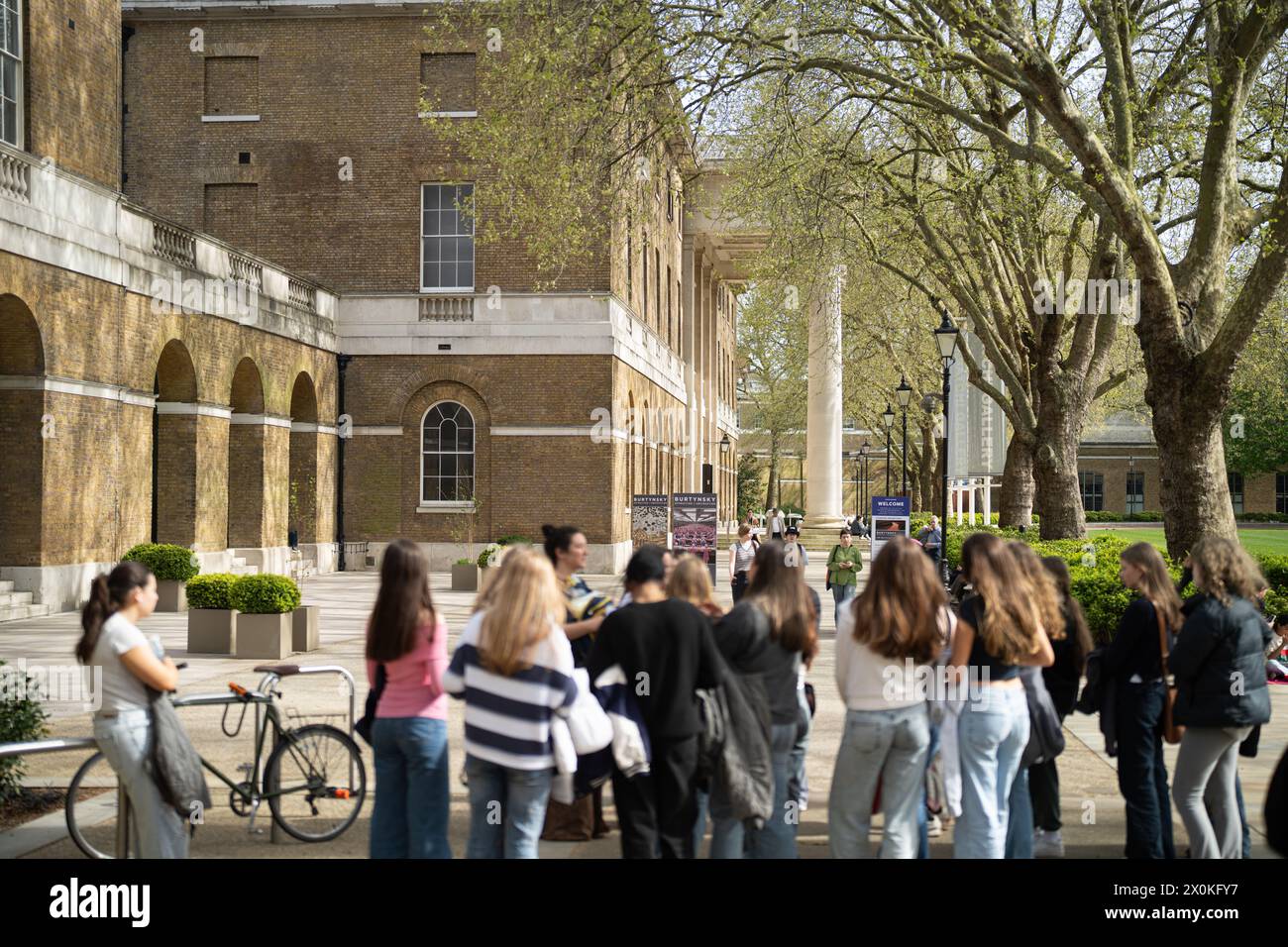 The Saatchi Gallery is a London gallery for contemporary art and an independent charity opened by Charles Saatchi in 1985 Stock Photo