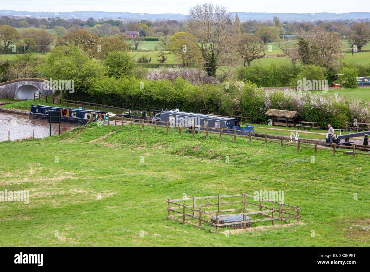 Canal narrowboats at the junction of the Shropshire union canal and the Llangollen canal at Hurleston junction near Nantwich Cheshire Stock Photo