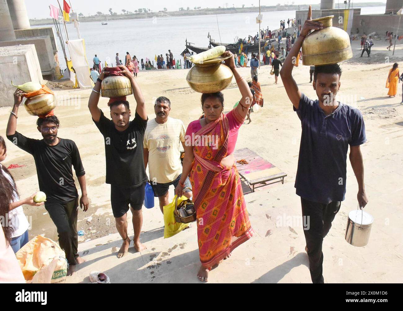 Patna, India. 12th Apr, 2024. PATNA, INDIA APRIL 12 Chhath devotees