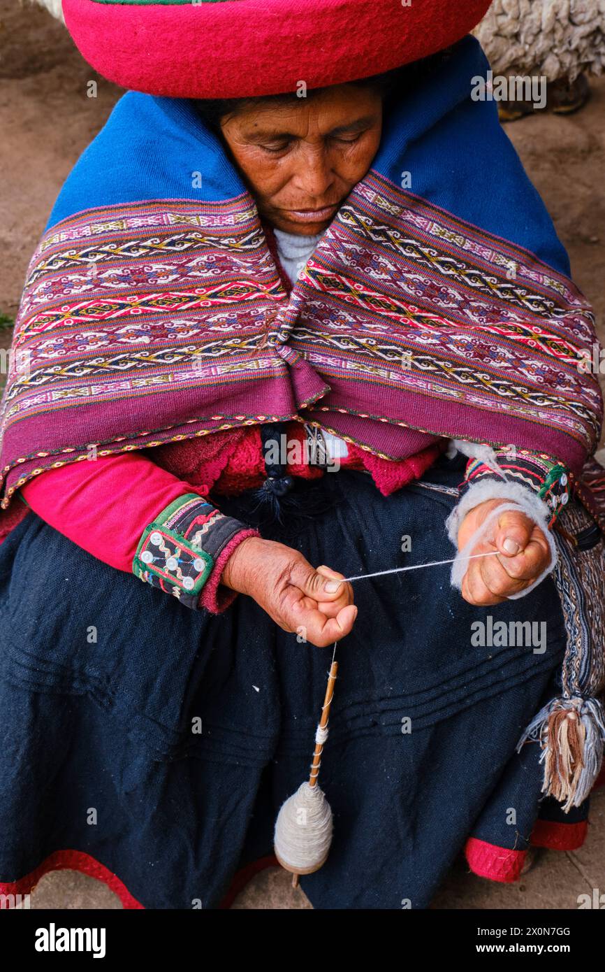 Peru, province of Cuzco, the sacred valley of the Incas, Chinchero ...