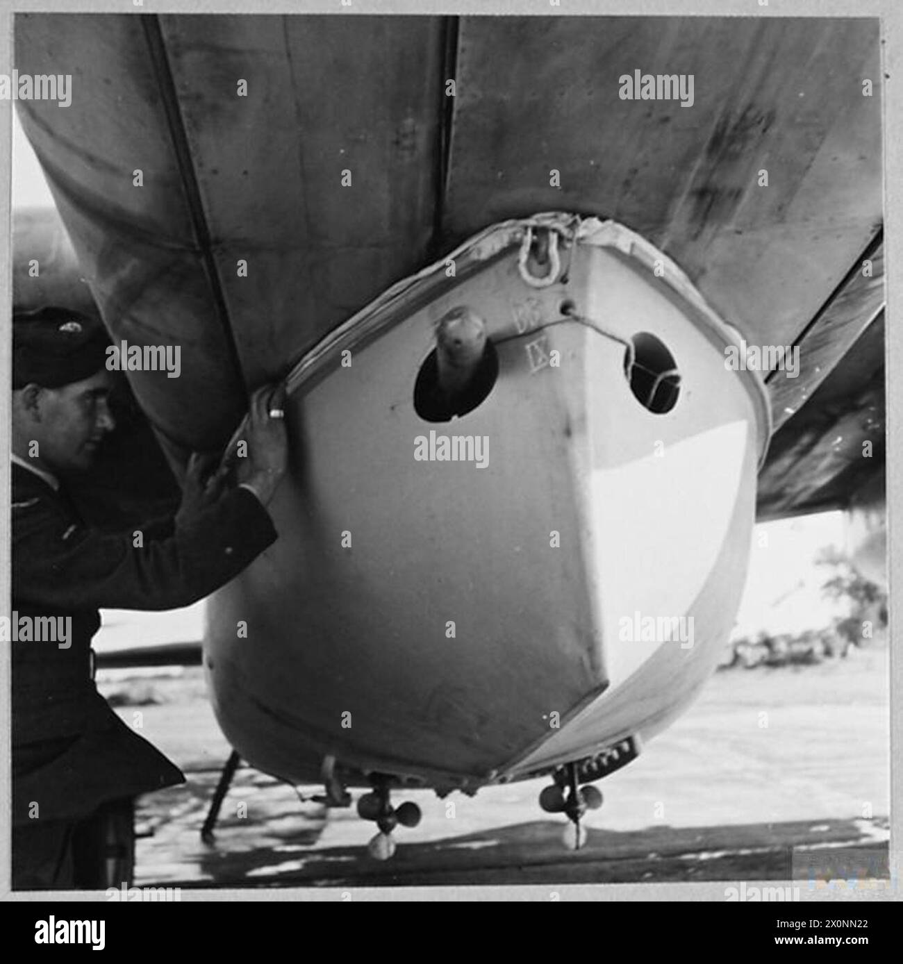 R.A.F's AIRBORNE LIFEBOATS : For story see CH.13910 - Picture (issued 1944) shows - The lifeboat attached to the Warwick aircraft. Photographic negative , Royal Air Force Stock Photo