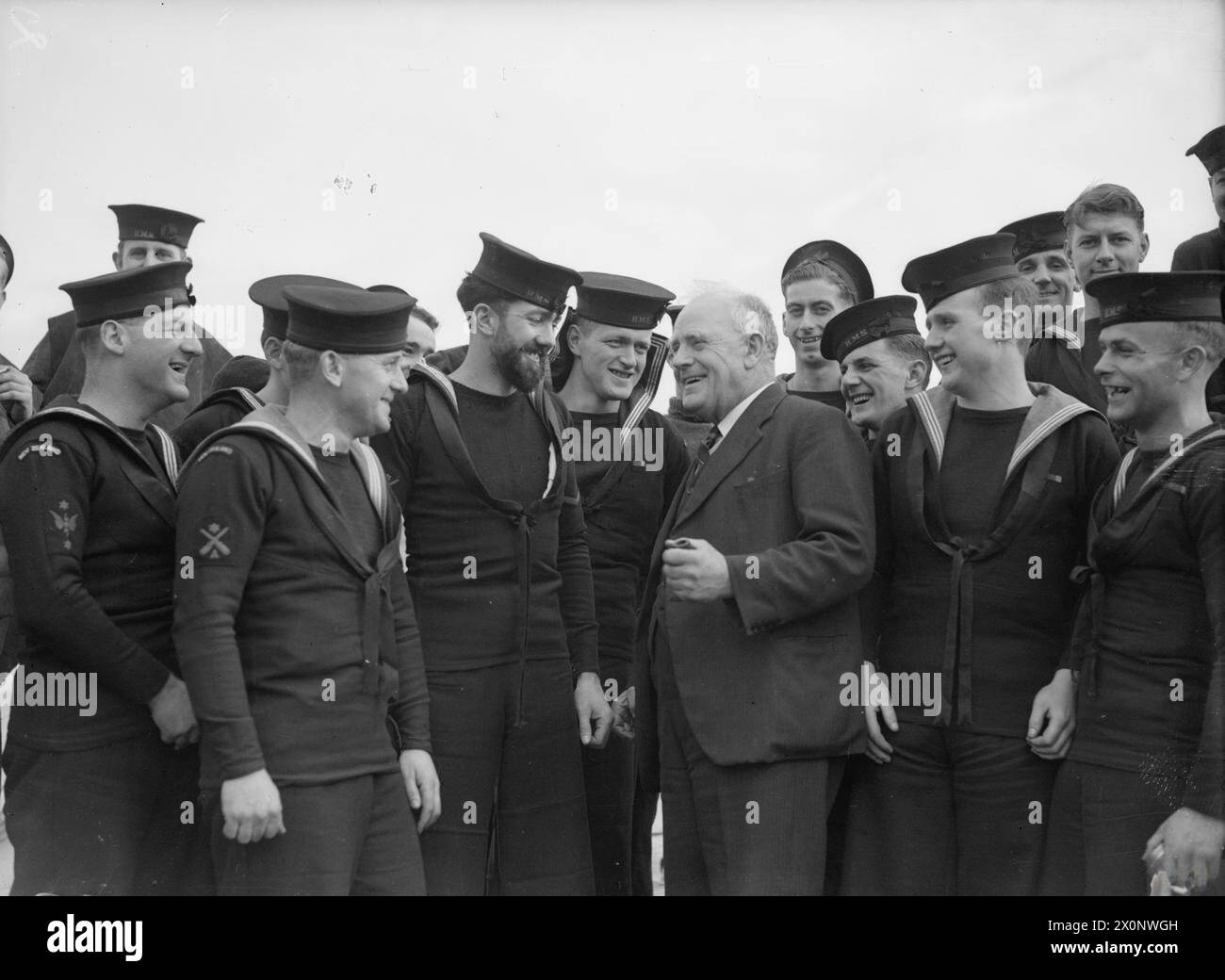 NEW ZEALAND HIGH COMMISSIONER VISITS CORVETTE. 24 FEBRUARY 1944