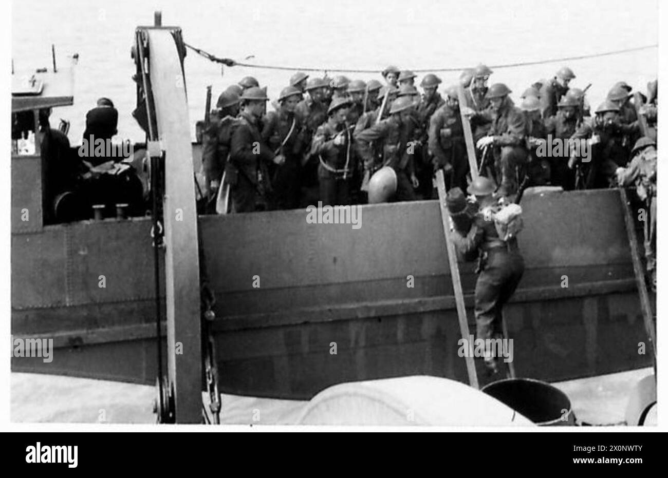 Combined Amphibious Operations Hi Res Stock Photography And Images Alamy