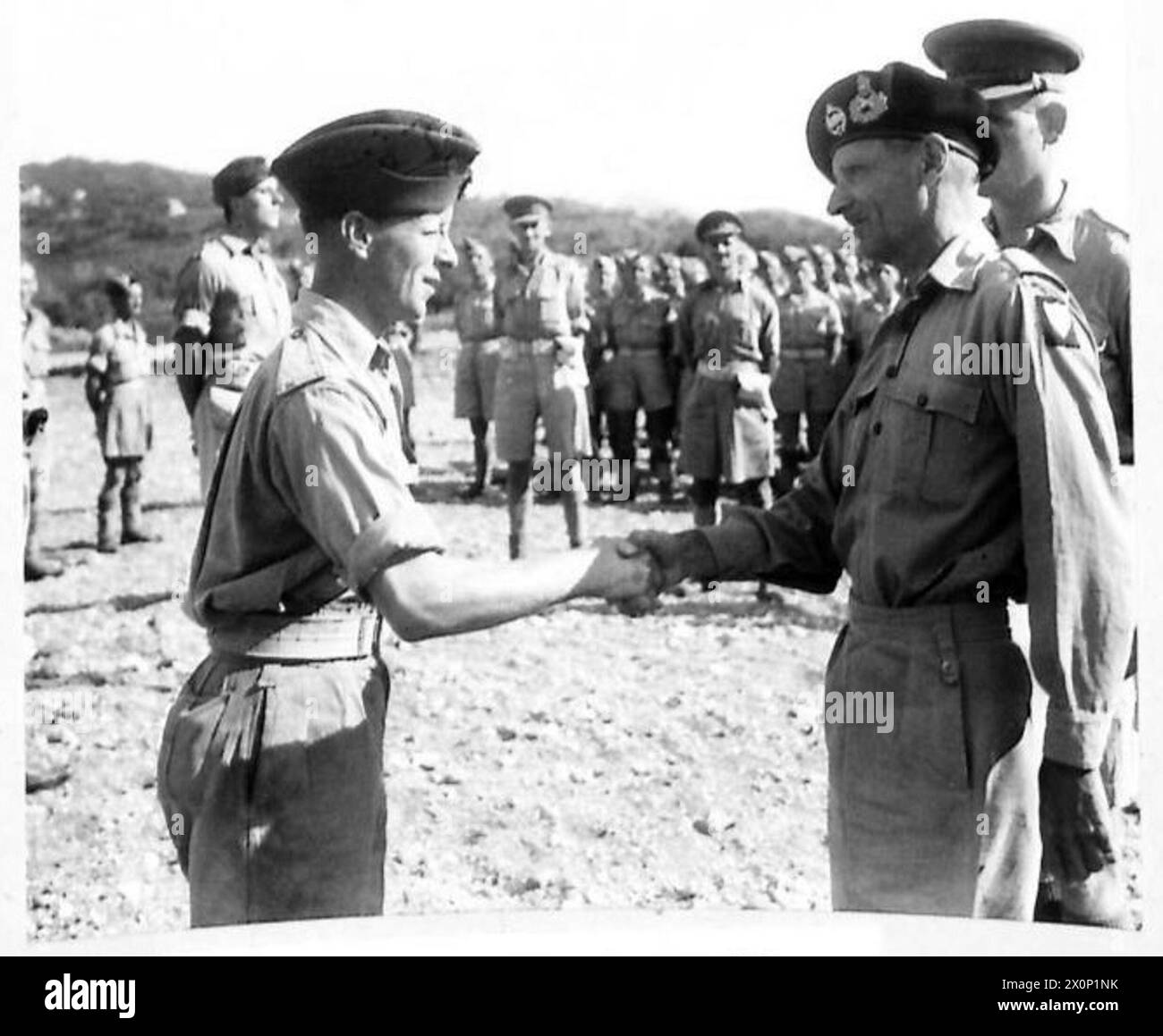 SICILY : GENERAL MONTGOMERY VISITS 50TH DIVISION - General Montgomery ...