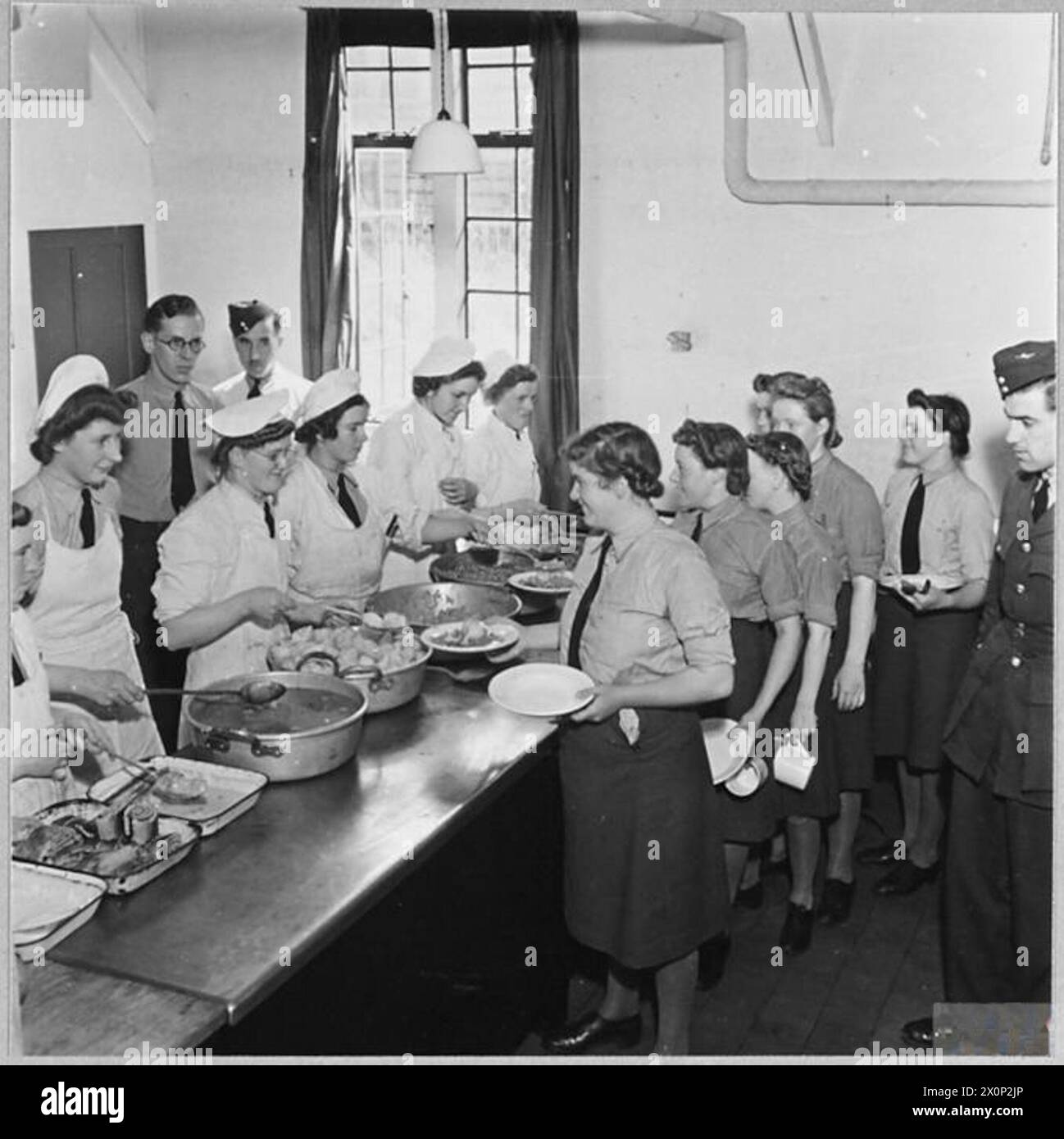 HALTON SCHOOL OF COOKERY (Picture issued 1942) - For story see CH.6942 The servery. Photographic negative , Royal Air Force Stock Photo