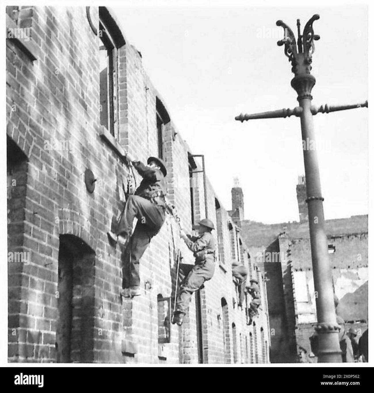 Ladder technique Black and White Stock Photos & Images - Alamy