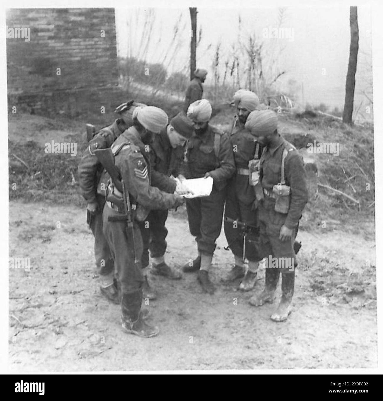 Deployment briefing Black and White Stock Photos & Images - Alamy