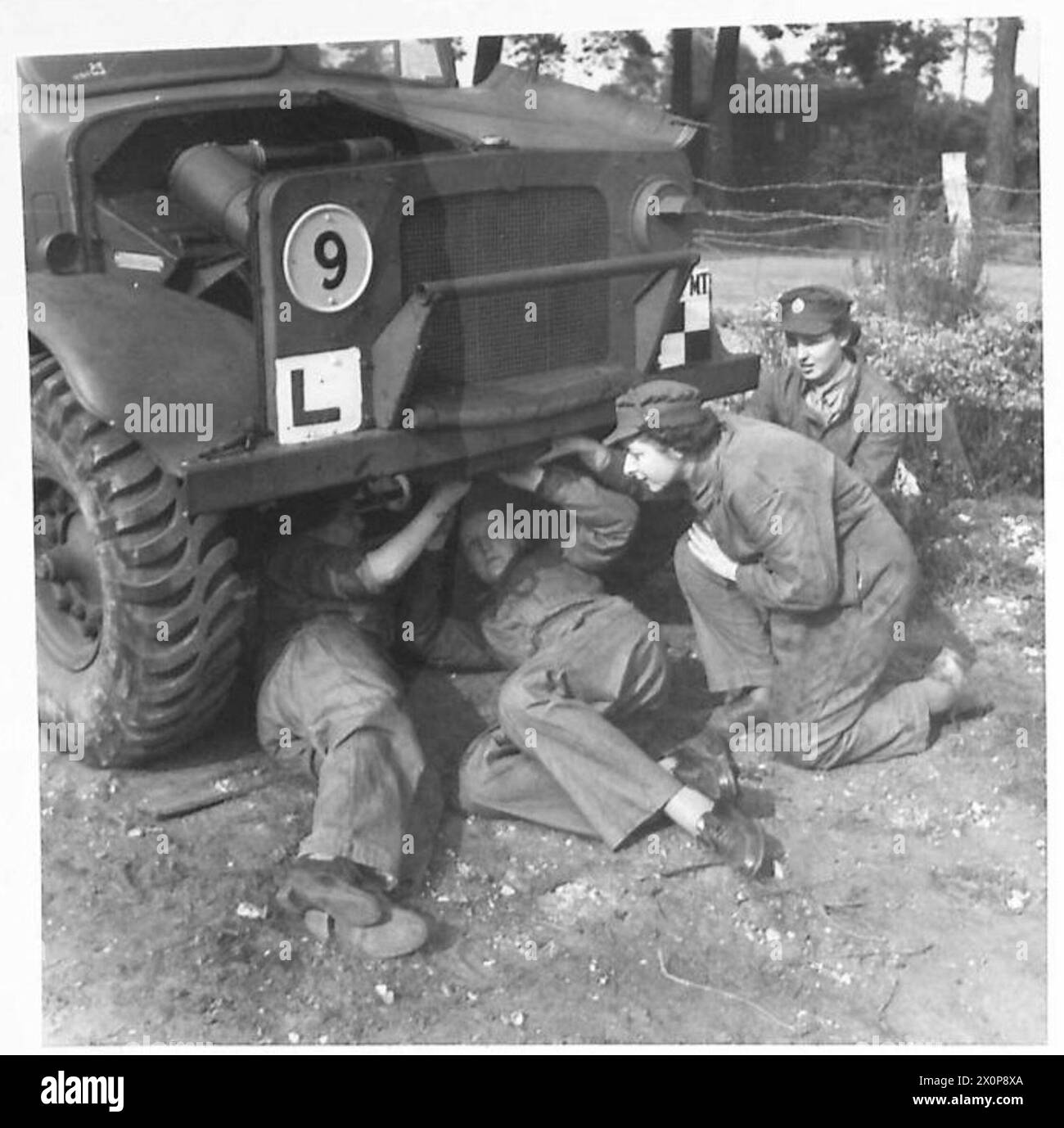 Members of the Auxiliary Territorial Service (ATS) performing ...