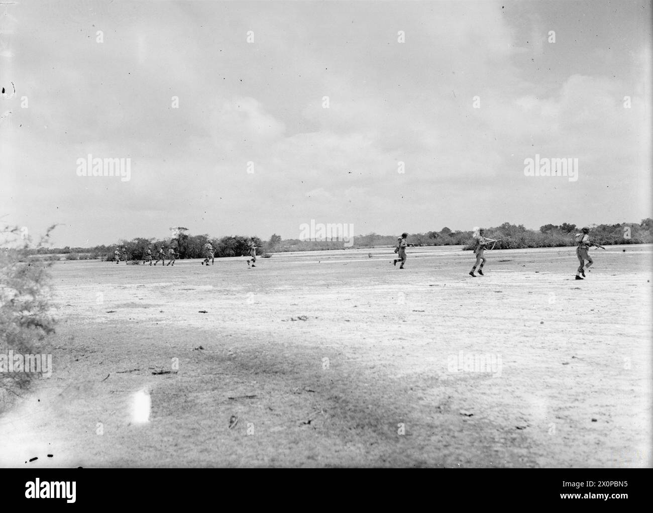 MARINES IN CEYLON TRAIN FOR BATTLE. SEPTEMBER 1943, ROYAL MARINE GROUP