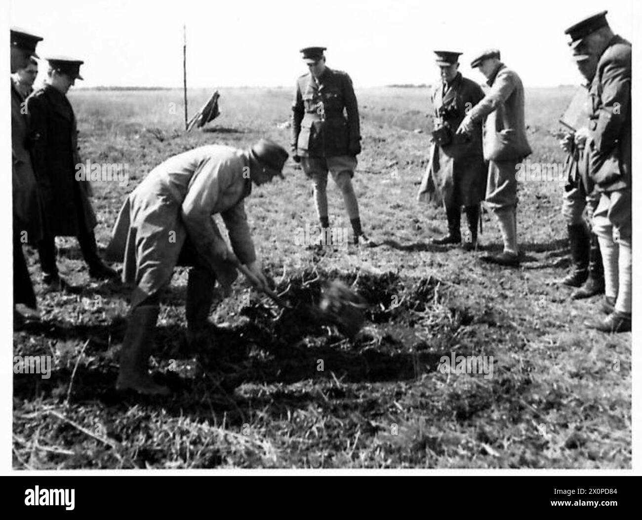 Image shows vehicle inspection hi-res stock photography and images - Alamy