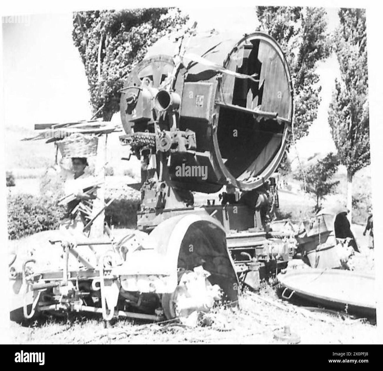 THE ADVANCE INTO ITALY (VARIOUS) - A German searchlight on the road near Mileto, which was destroyed by one of our fighter planes. Photographic negative , British Army Stock Photo