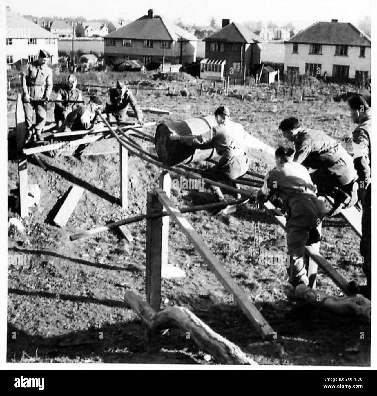 Improvised structure Black and White Stock Photos & Images - Alamy