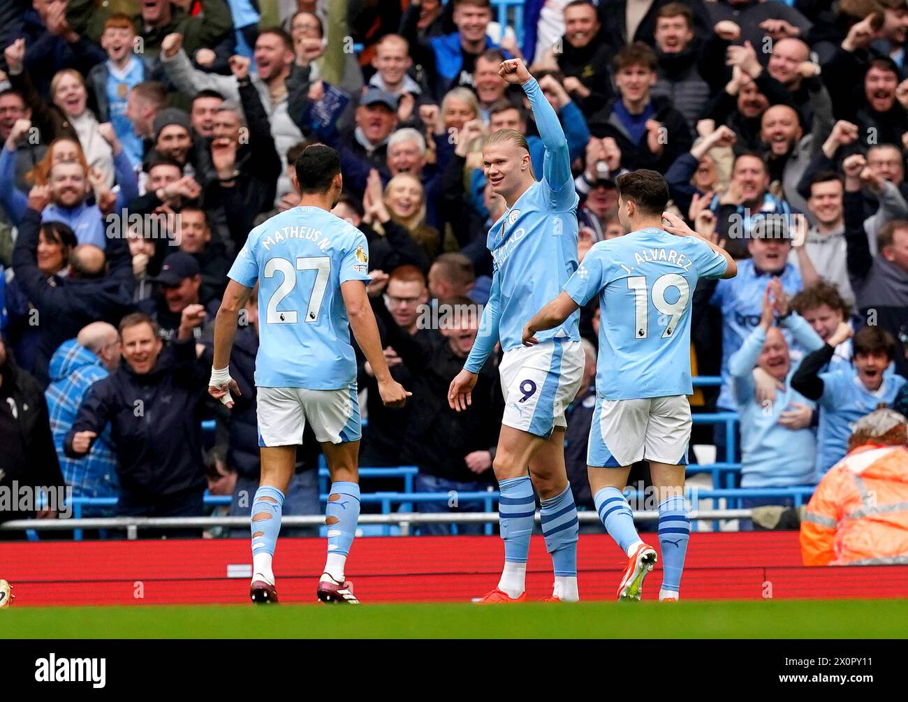 Manchester City's Erling Haaland (centre), Matheus Nunes (left) and ...