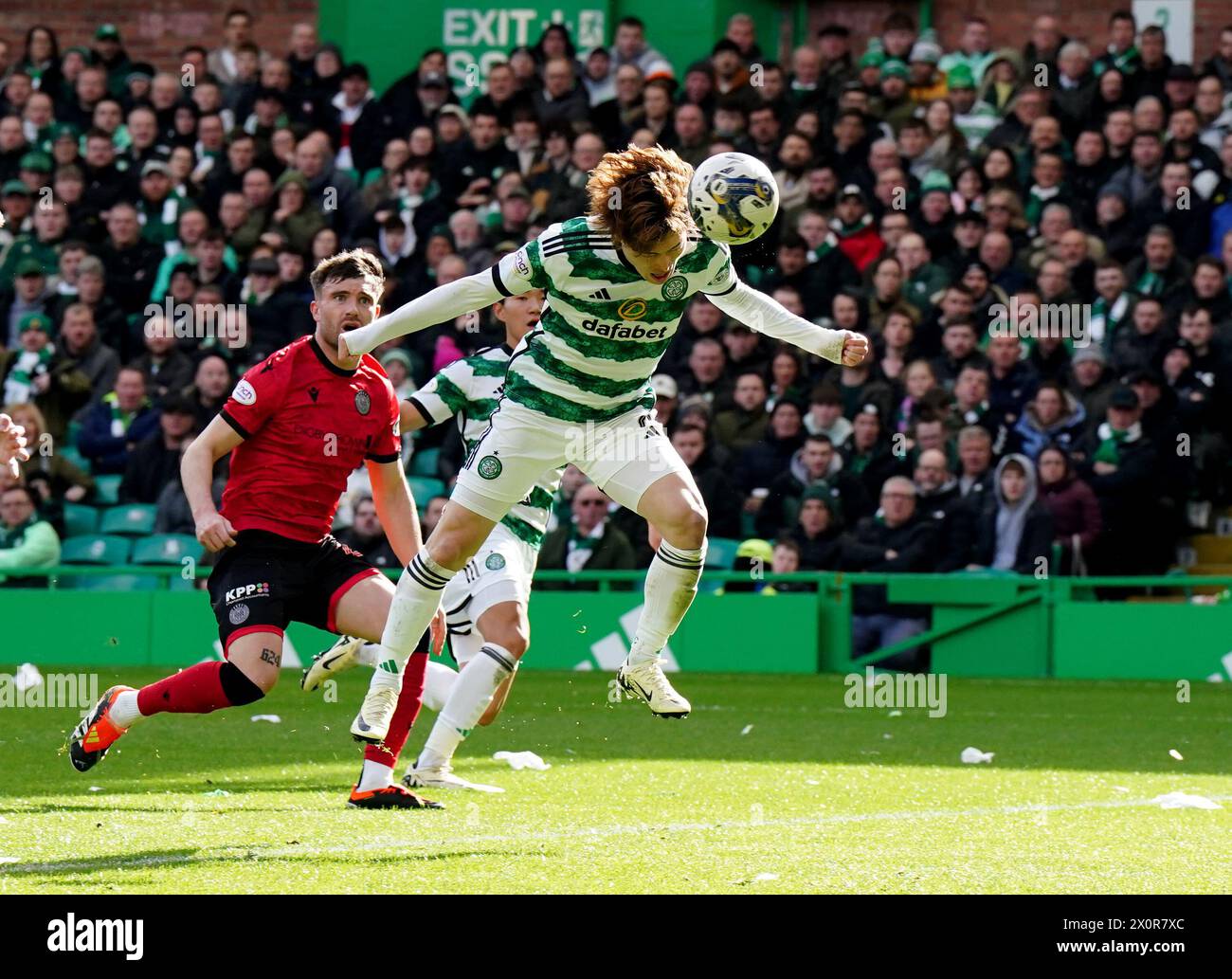 Celtic's Kyogo Furuhashi scores his side second goal of the game during the cinch Premiership match at Celtic Park, Glasgow. Picture date: Saturday April 13, 2024. Stock Photo