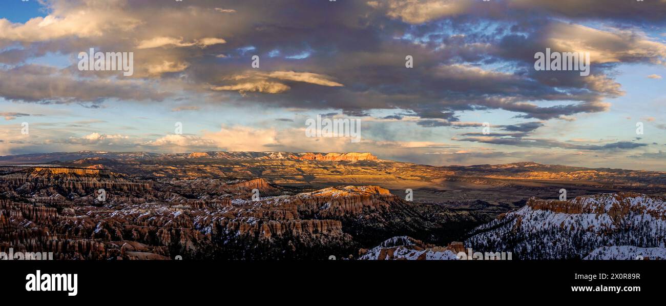 Panoramic winter image of Utah's Bryce Canyon from Inspiration Point Stock Photo