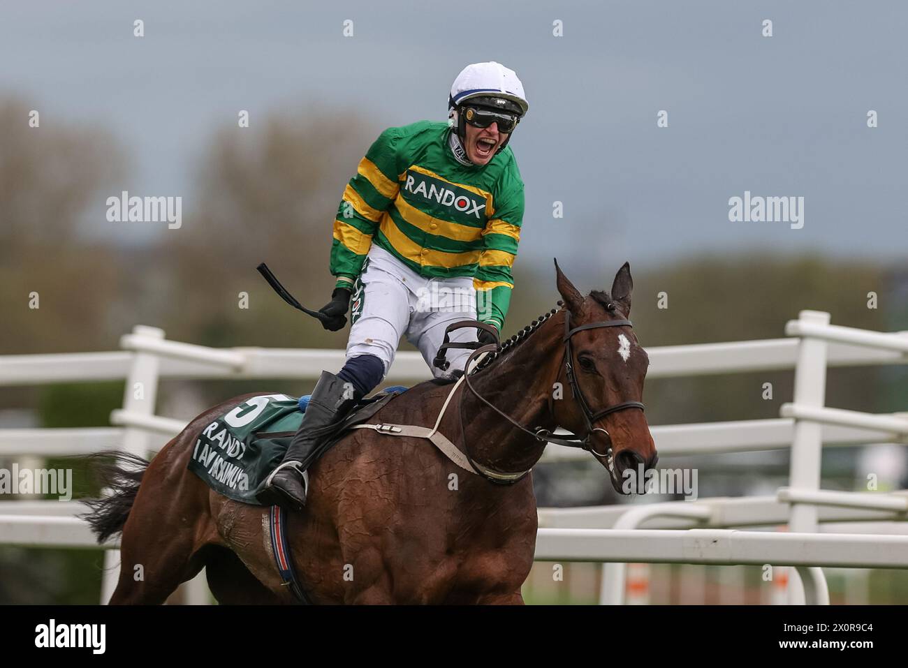 Paul Townend Wins The 16 00 Randox Grand National Handicap Chase On I