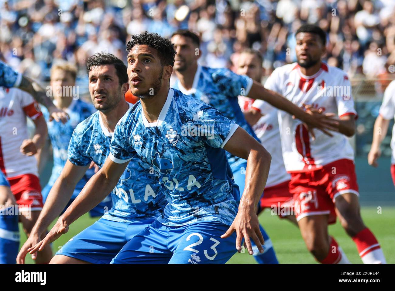 Como, Italy. 13th Apr, 2024. Nicholas Selson Gioacchini during Como 1907 vs SSC Bari, Italian soccer Serie B match in Como, Italy, April 13 2024 Credit: Independent Photo Agency/Alamy Live News Stock Photo