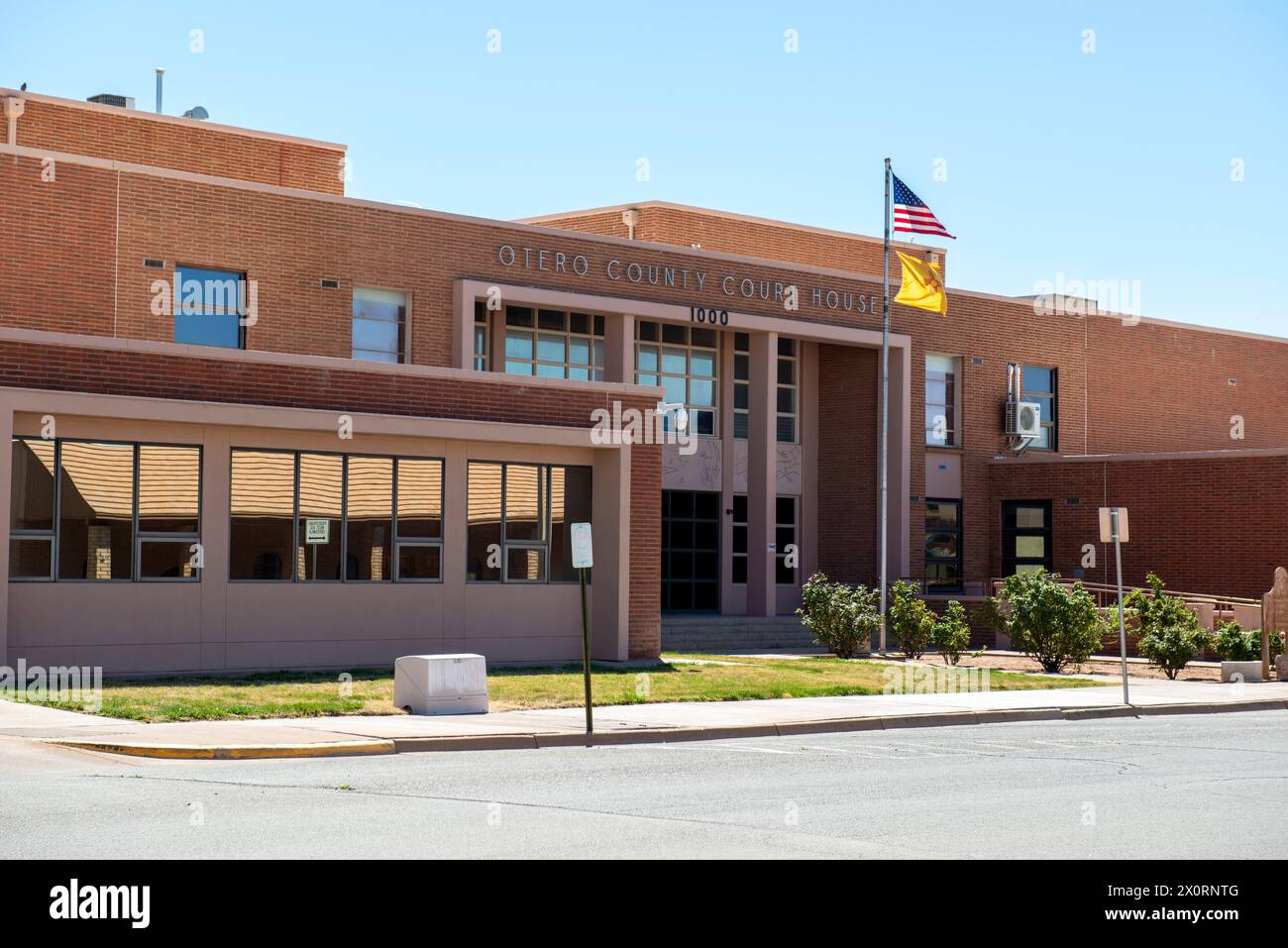 Otero County Court House in downtown Alamogordo, NM Stock Photo