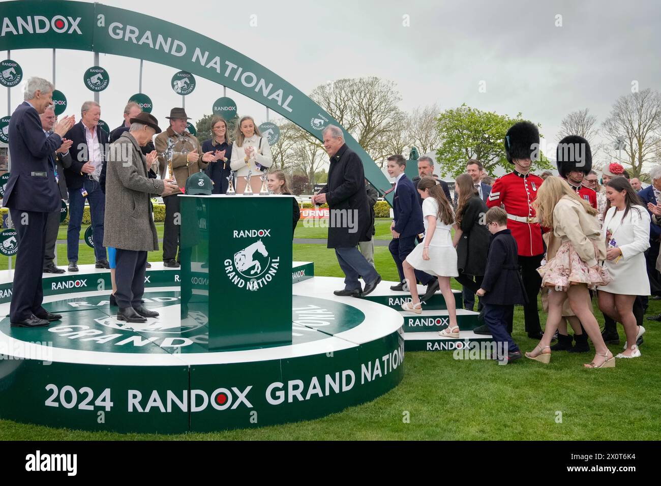 Jp mcmanus grand national hires stock photography and images Alamy