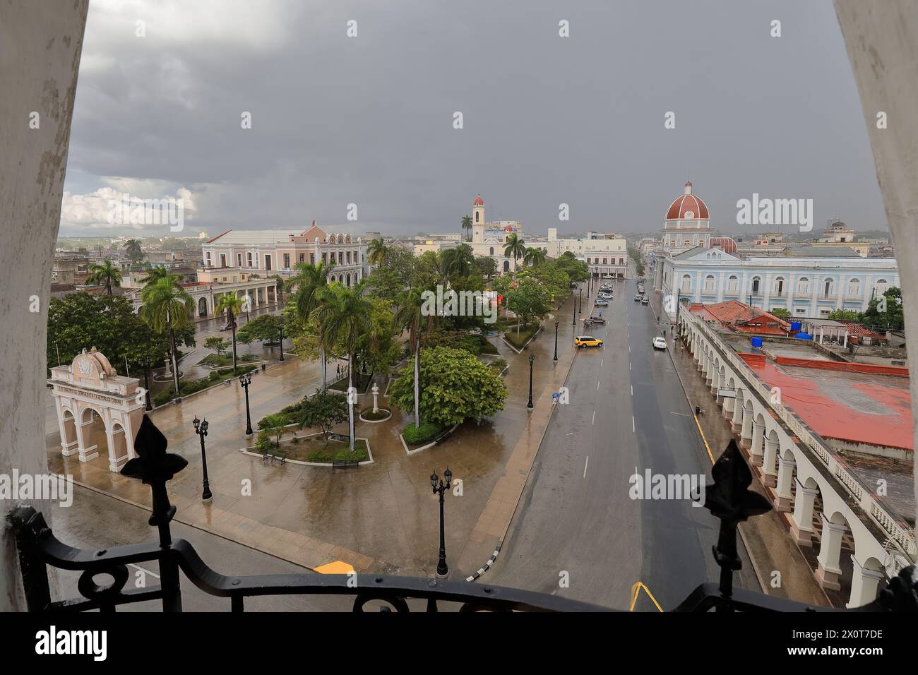 185 View from the Arts Museum rooftop turret along San Fernando Street over Jose Marti Square to the Purisima Concepcion Cathedral. Cienfuegos-Cuba. Stock Photo