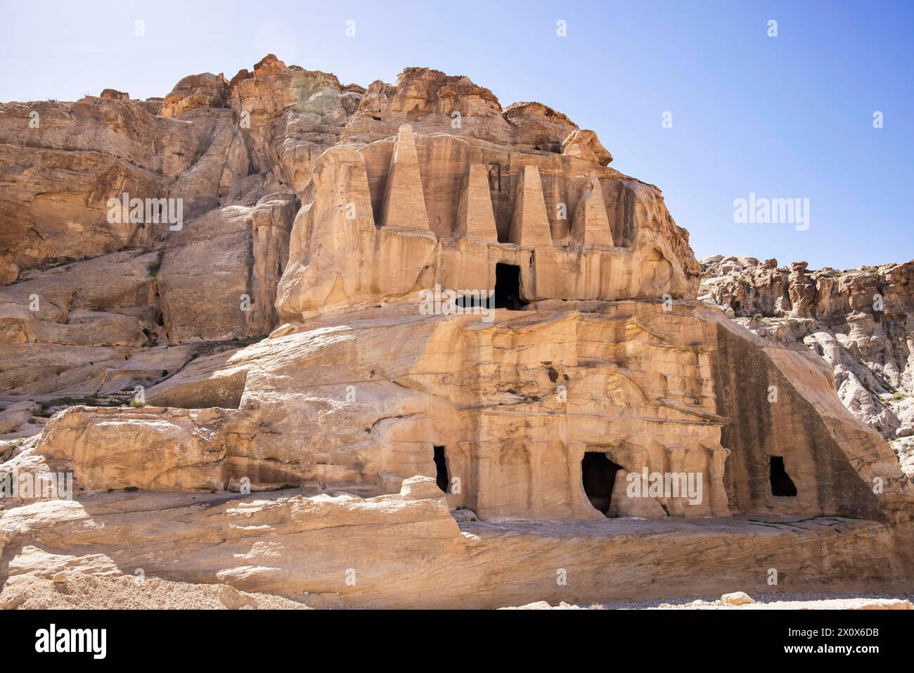 obelisk tomb and stunning rock formations in petra jordan Stock Photo