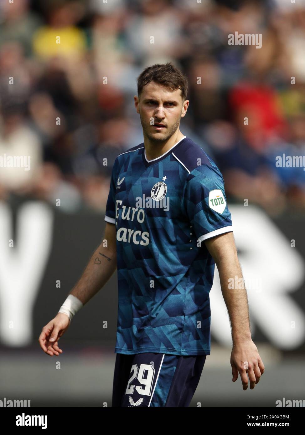 SITTARD - Santiago Gimenez of Feyenoord during the Dutch Eredivisie match between Fortuna Sittard and Feyenoord Rotterdam at the Fortuna Sittard Stadium on April 14, 2024 in Sittard, Netherlands. ANP BART STOUTJESDIJK Stock Photo