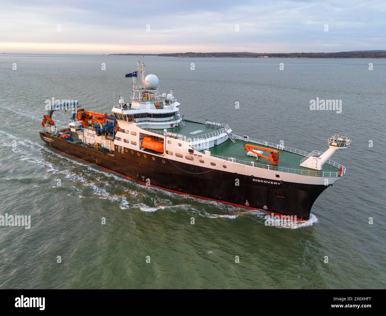 RRS Discovery is an oceanographic survey ship operated by several national agencies to carry out scientific research for the British Government. Stock Photo