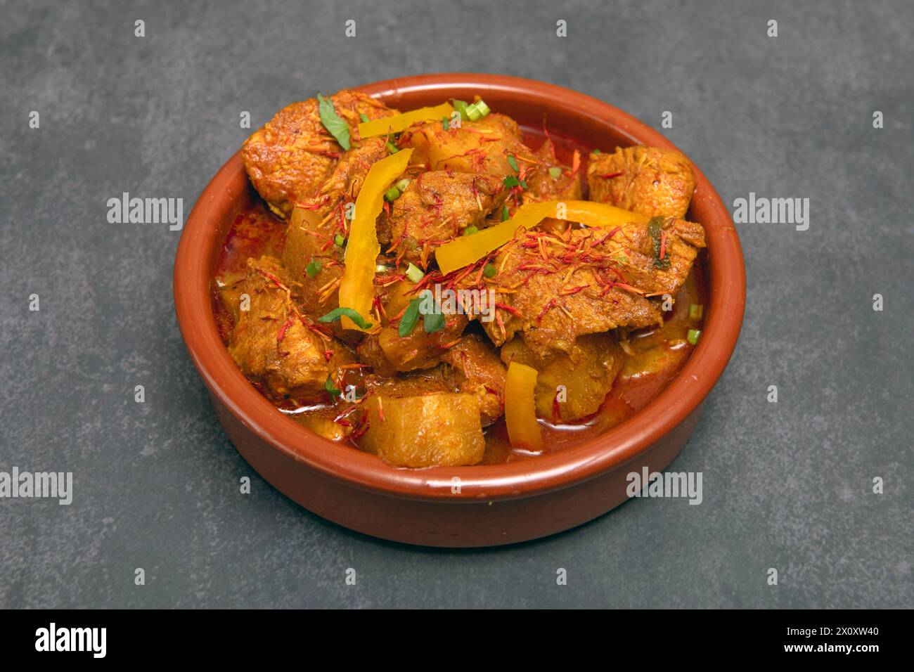 Sri Lankan food. Tofu & mixed vegetable curry Stock Photo Alamy