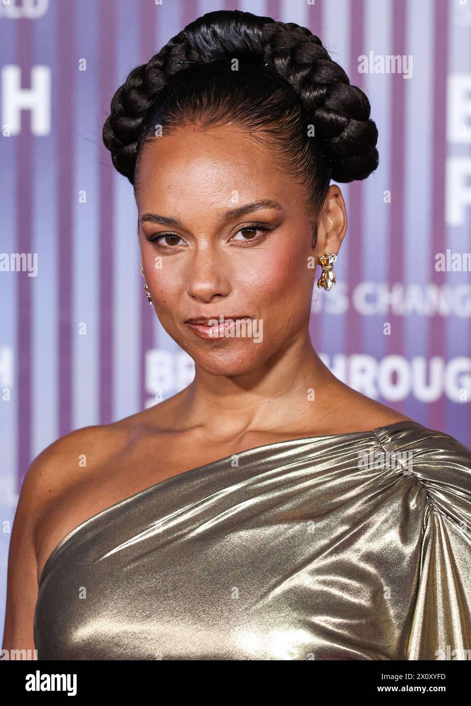LOS ANGELES, CALIFORNIA, USA - APRIL 13: Alicia Keys arrives at the ...