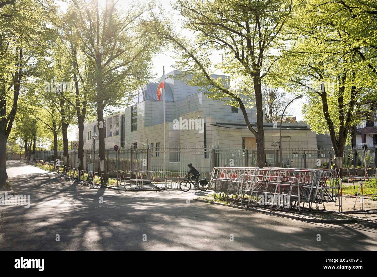 Berlin botschaft iran hi-res stock photography and images - Alamy