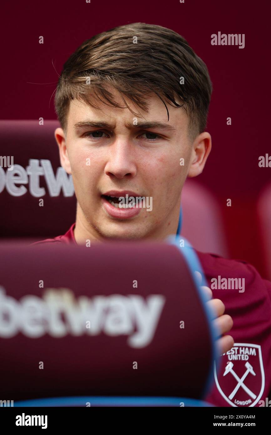 George earthy west ham united 2023 hi-res stock photography and images ...