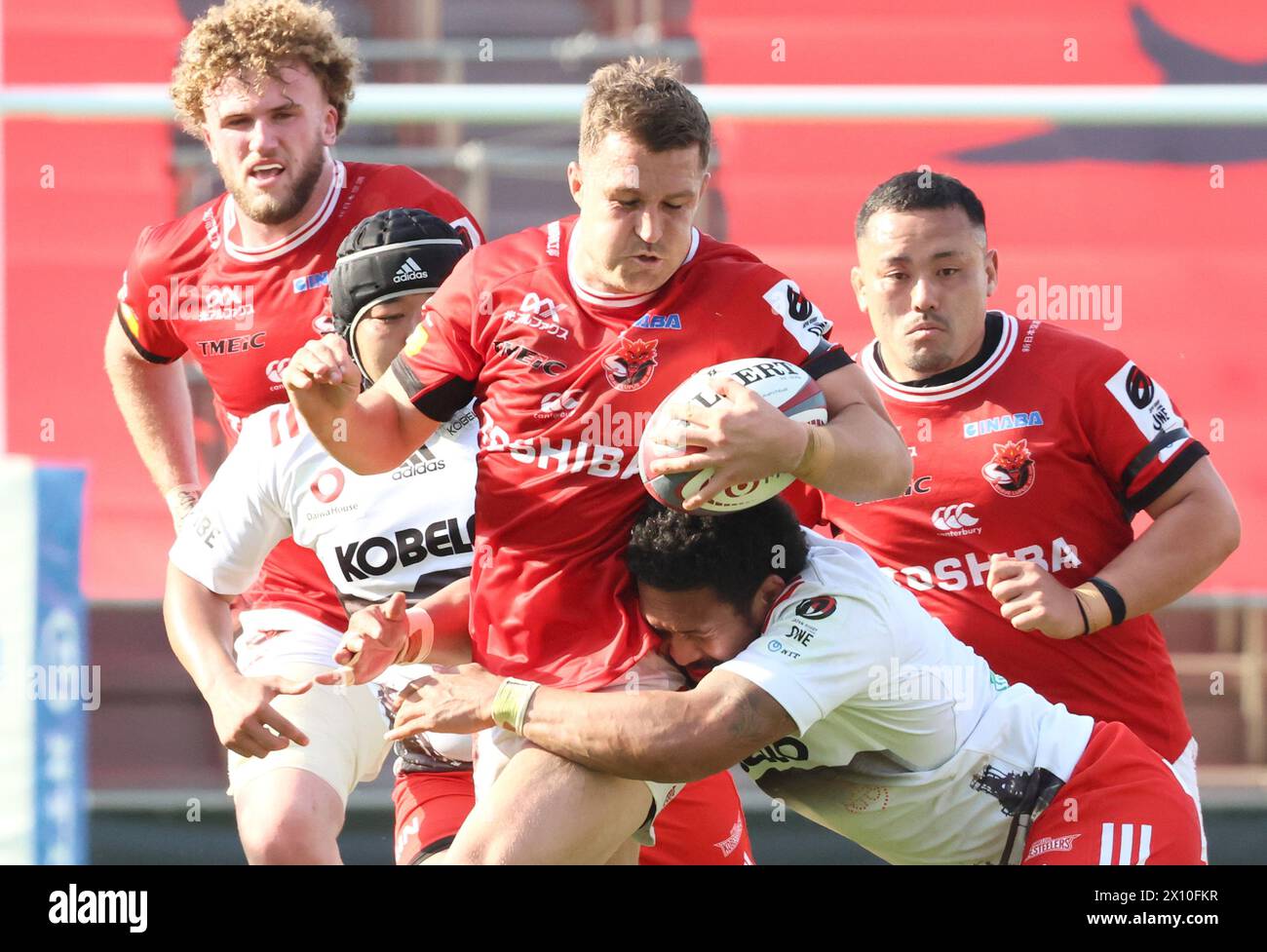 Tokyo, Japan. 14th Apr, 2024. Toshiba Brave Lupus Tokyo full back Michael Collins carries the ball during a Japan Rugby League One match against Kobelco Kobe Steelers at the Prince Chichibu rugby stadium in Tokyo on Sunday, April 14, 2024. Brave Lupus and Steelers drew the game 40-40. (photo by Yoshio Tsunoda/AFLO) Credit: Aflo Co. Ltd./Alamy Live News Stock Photo