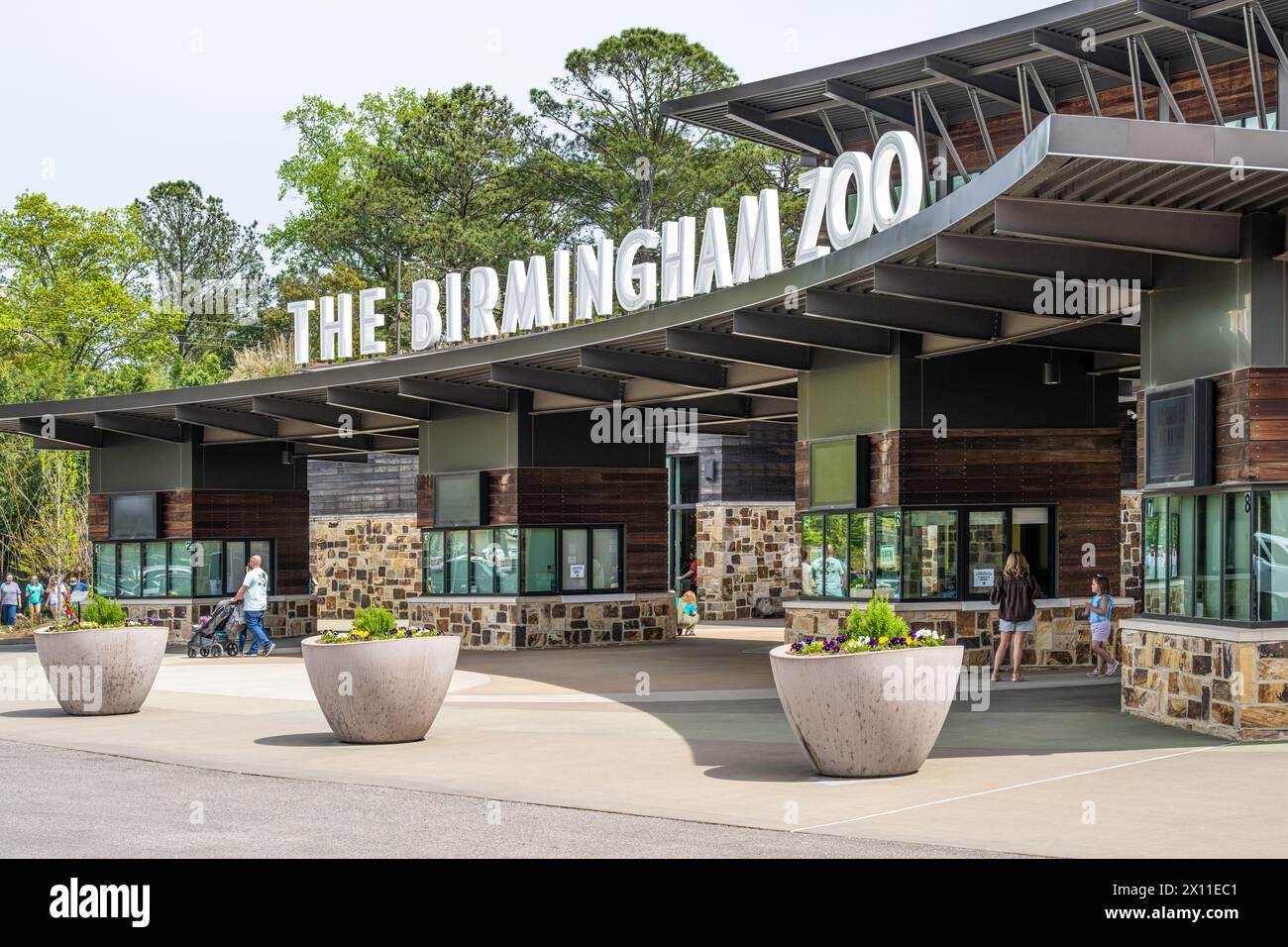 Birmingham zoo entrance signage hi-res stock photography and images - Alamy