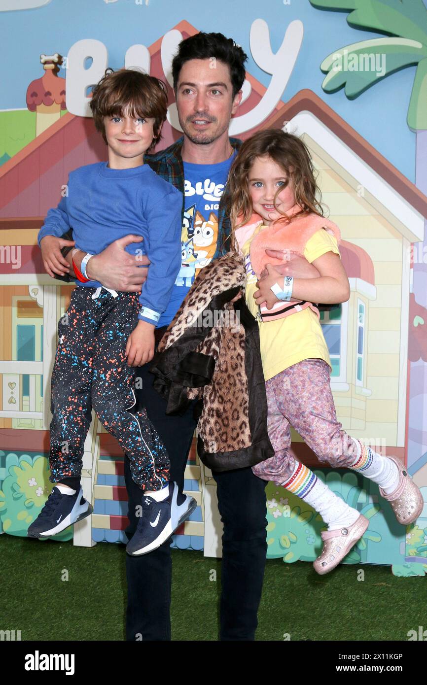 LOS ANGELES APR 13 Effie Feldman, Ben Feldman, Charlie Feldman at