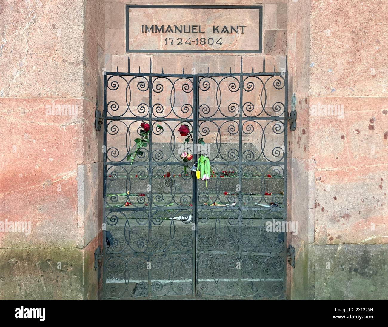 Kaliningrad, Russia. 11th Mar, 2024. Flowers still adorn the grave of Immanuel Kant. On April 22, we celebrate the 300th birthday of Immanuel Kant, one of the most important philosophers of the Enlightenment. Credit: Andre Ballin/dpa/Alamy Live News Stock Photo