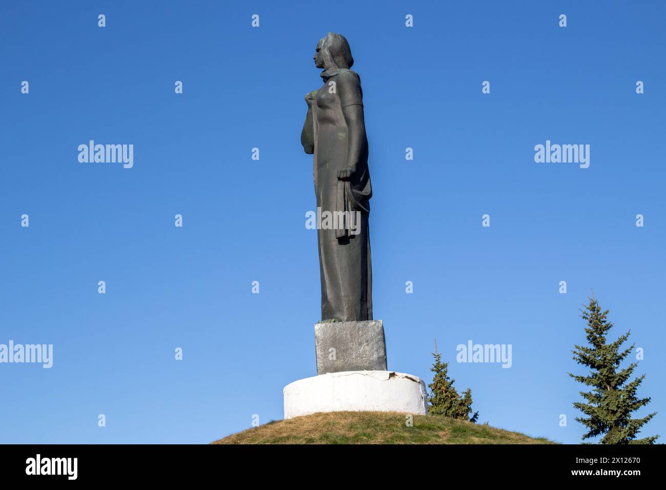 Maloyaroslavets, Russia - April 2018: The military grave of the Great Patriotic War of 1941-1945 and the memorial The Sorrowful Mother in Maloyaroslav Stock Photo