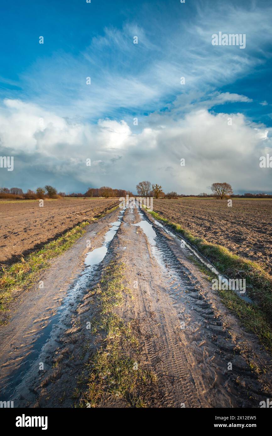 Vertical shot mud road hi-res stock photography and images - Alamy