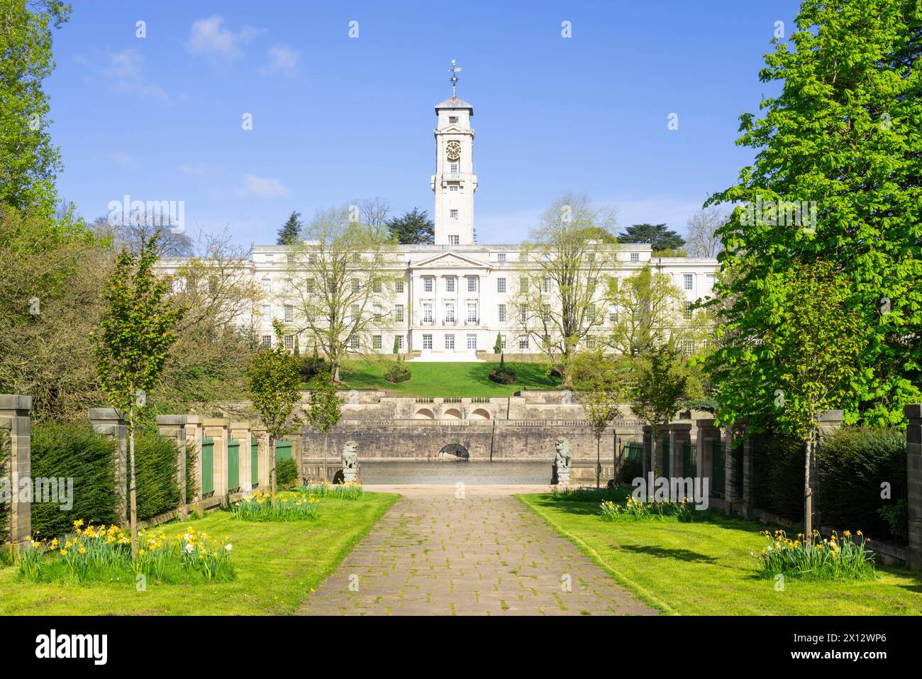 Nottingham University Campus Trent Building and Highfields lake Nottingham University Park Nottingham Nottinghamshire England UK GB Europe Stock Photo