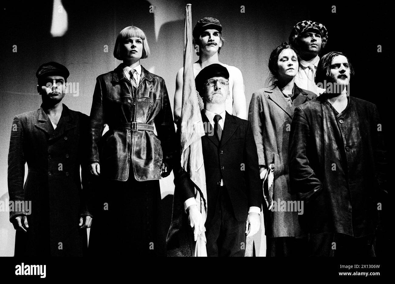 The photo of October 9th 1986 shows a scene of Bert Brecht&rsquo;s play &ldquo;The