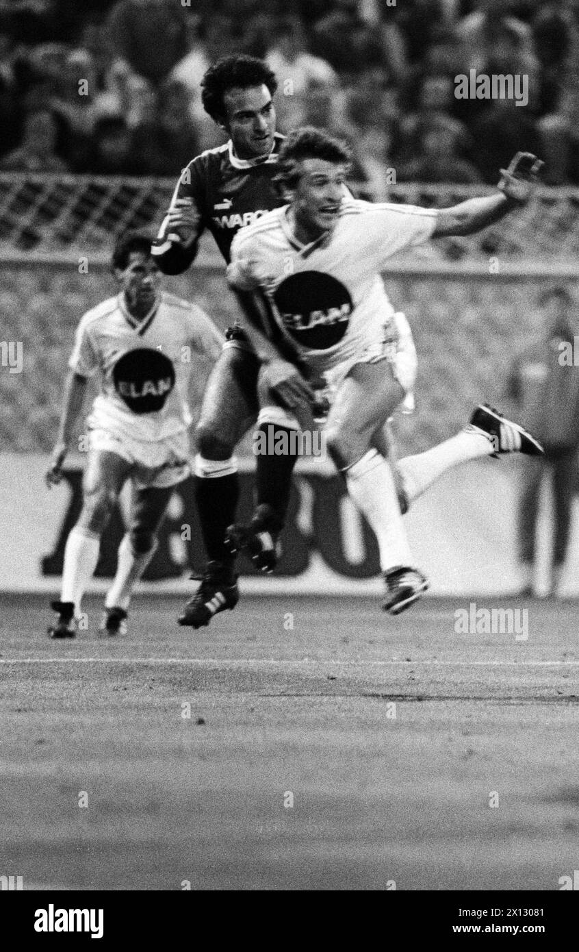 Football match between Rapid and FC Tyrol in Vienna Hanappi Stadium on October 10th 1986. On the picture: The players Mueller and Garger in action. - 19861010 PD0005 - Rechteinfo: Rights Managed (RM) Stock Photo