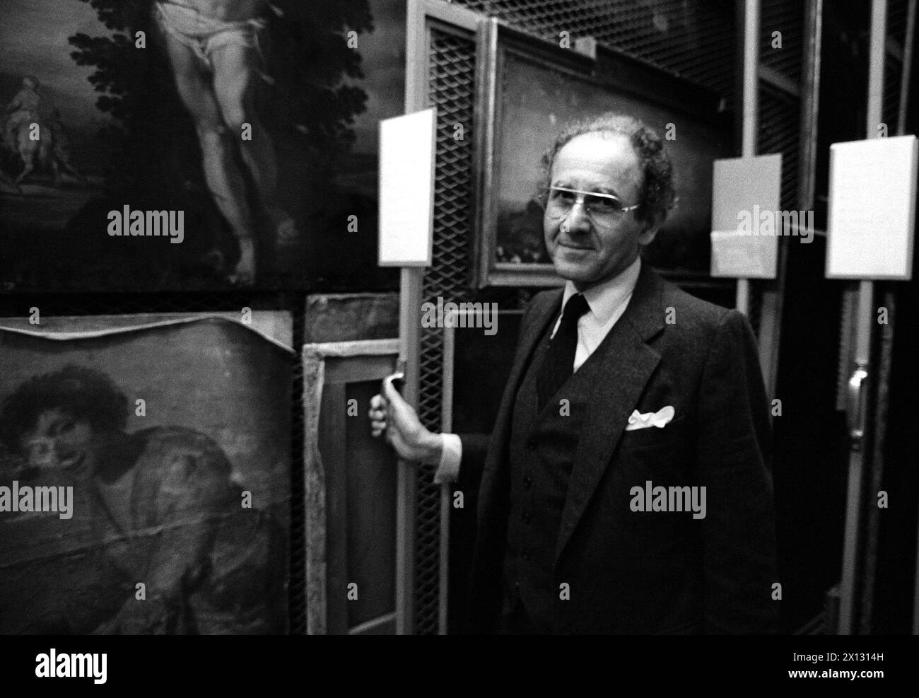 The photo was taken on April 23rd 1987 and shows the Curator of the Kunsthistorisches Museum (Museum of Fine Arts) Hermann Fillitz opening the archives of the museum in which major art treasures are collecting dust. - 19870423 PD0010 - Rechteinfo: Rights Managed (RM) Stock Photo