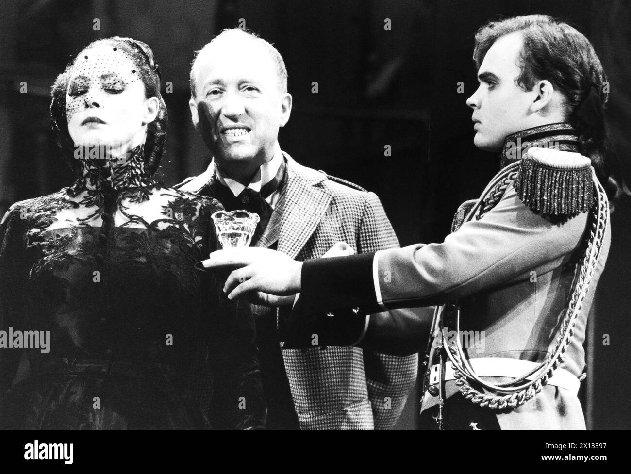 Vienna on October 11th 1988 (f.l.t.r.): Christine Buchegger as 'Duchess of Marlborough', Walter Schmidinger as 'Henry of St. John' and Alexander Wussow as 'Masham' in Eugene Scribe's play 'Le Verre d'Eau' (The glass of water), staged by Aguust Everding in Vienna's Theater in der Josefstadt. - 19881011 PD0008 - Rechteinfo: Rights Managed (RM) Stock Photo
