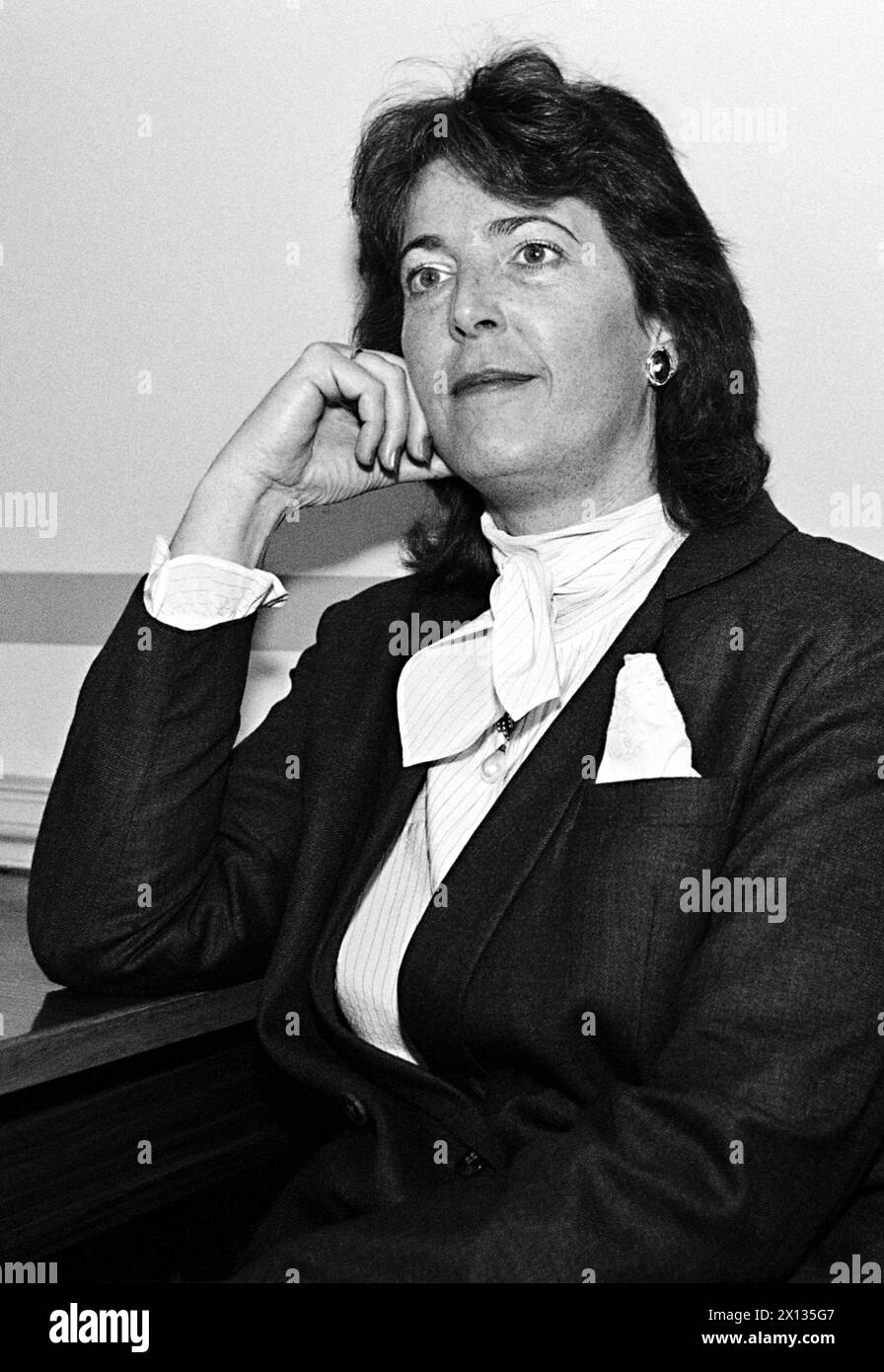 Vienna on March 26th 1990: Eva Nowotny, consultant for foreign affairs in the cabinett of Austria's Federal Chancellor, was invited to make her evidence in front of the Noricum-investigation committee. - 19900326 PD0004 - Rechteinfo: Rights Managed (RM) Stock Photo